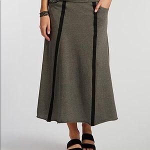 Indigenous Pocket Skirt - organic cotton - Large